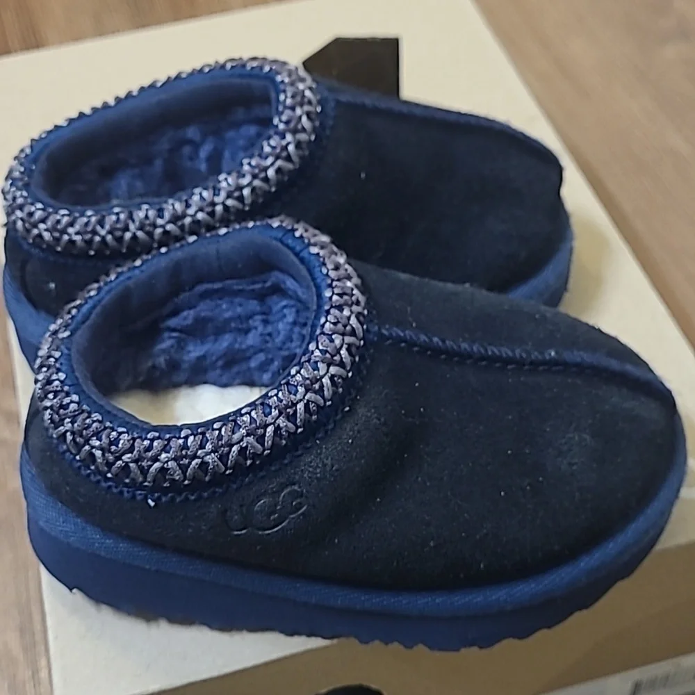 N/A these cozy